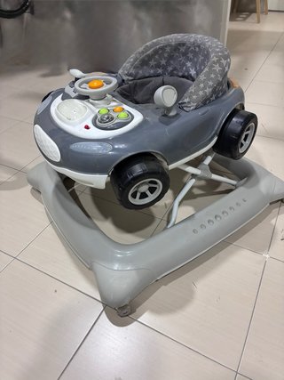Andador para bebés estilo coche