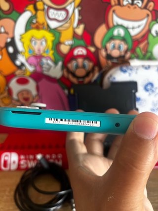 Nintendo Switch Lite Edición Especial COMO NUEVA