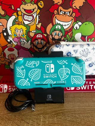 Nintendo Switch Lite Edición Especial COMO NUEVA