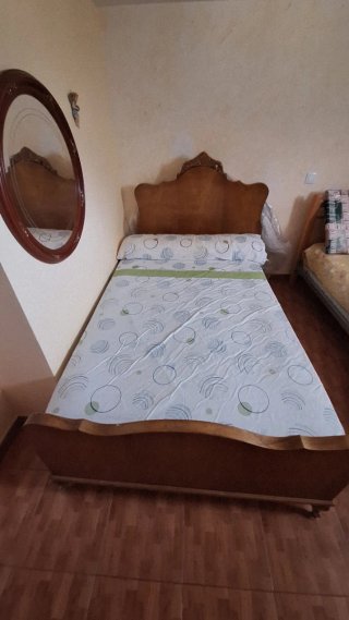Cama de madera (solo estructura)