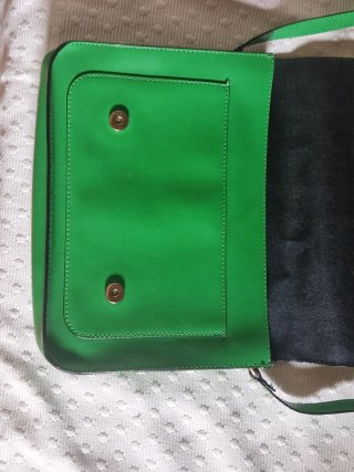 Bolso verde efecto piel Misako