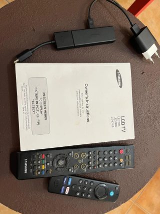 TV Samsung 40 Negra