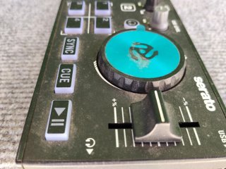 Controladora DJ Numark DJGO2 TOUCH