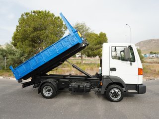 NISSAN ATLEON GANCHO Y CAJA