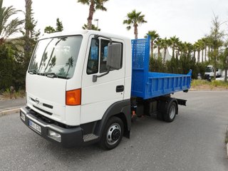 NISSAN ATLEON GANCHO Y CAJA