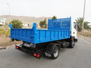 NISSAN ATLEON GANCHO Y CAJA