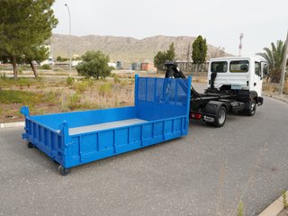 NISSAN ATLEON GANCHO Y CAJA