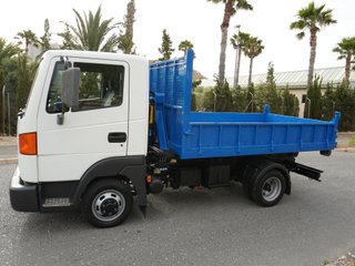 NISSAN ATLEON GANCHO Y CAJA