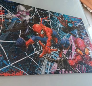 2 Puzzles Educa Spiderman y Avengers 2x100 piezas