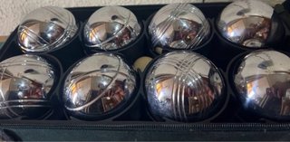 Set di otto palline da bocce metalliche