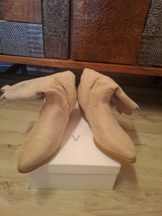 Stivali texani scamosciati beige Tg. 40
