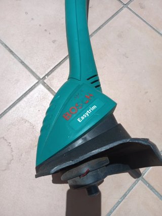 Cortafilos Eléctrico Bosch Easytrim