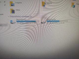Ordenador completo con pantalla teclado y raton