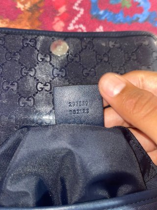 Bolso bandolera Gucci negro unisex