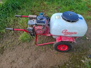Fumigadora Campeón con motor