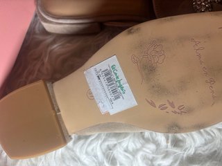 Sandalias Alma en Pena Beige con Brillantes