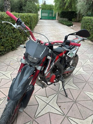 Rieju MRT Pro Roja y Negra
