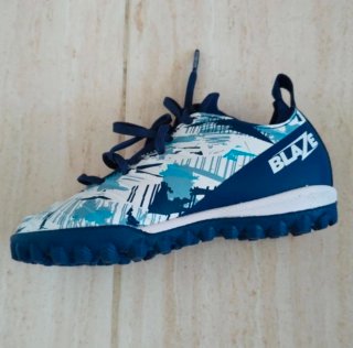Zapatillas Fútbol Sondico Niño Talla 26