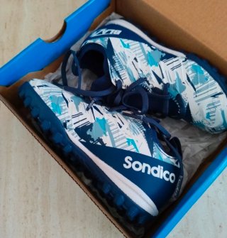 Zapatillas Fútbol Sondico Niño Talla 26