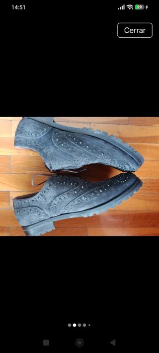 Zapatos de piel T40 con cordones y tachuelas