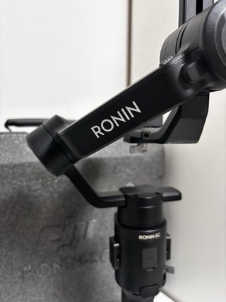 Estabilizador Gimbal DJI SC 2