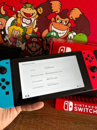 Nintendo Switch Consola + Accesorios COMO NUEVA