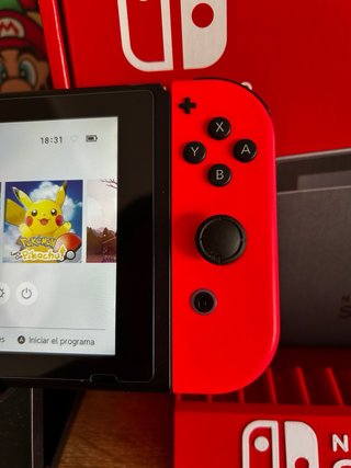 Nintendo Switch Consola + Accesorios COMO NUEVA