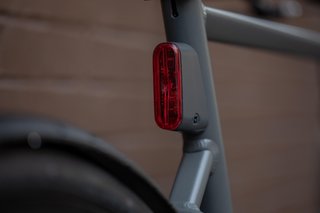 Bicicleta ciudad Elops Speed 900 gris