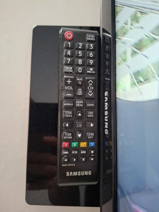 Samsung TV 24 Negra