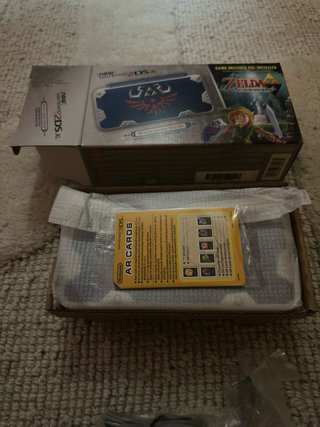 Nintendo 2DS XL Hylian Edizione Limitata