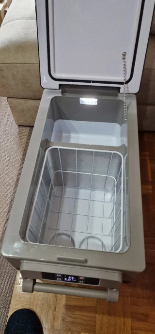 Nevera portátil 45L 12V VEVOR