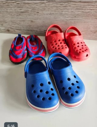 Lote Sandalias y crocs para Niño Talla 25