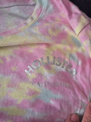 Camiseta Hollister Tie-Dye Manga Larga Talla XS