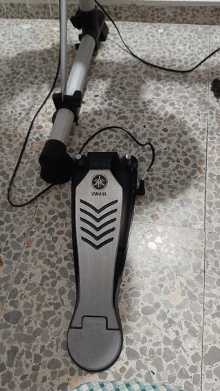 Batería Electrónica Yamaha DTXPLORER Completa