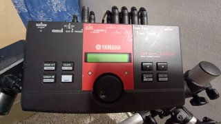 Batería Electrónica Yamaha DTXPLORER Completa