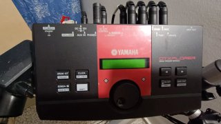 Batería Electrónica Yamaha DTXPLORER Completa