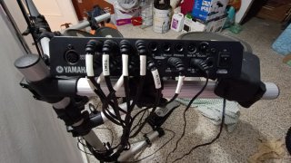 Batería Electrónica Yamaha DTXPLORER Completa