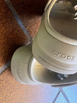 Crocs Beige Talla  (41-42)