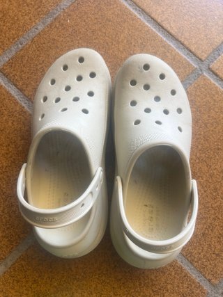 Crocs Beige Talla  (41-42)