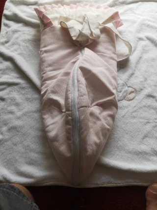 Saco y cubre capazo rosa