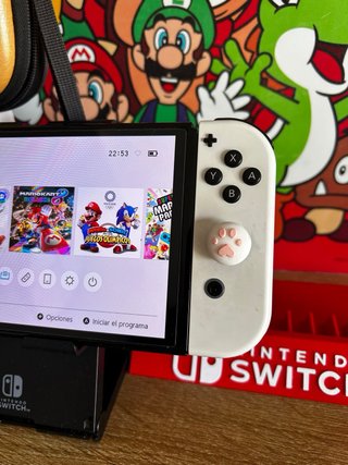 Nintendo Switch Oled + accesorios originales
