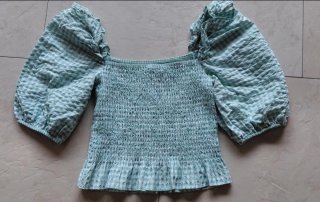 Blusa verde cuadros manga abullonada