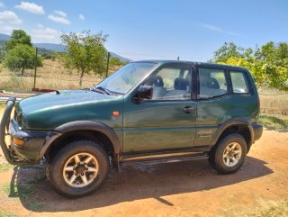 Nissan Terrano II 1998