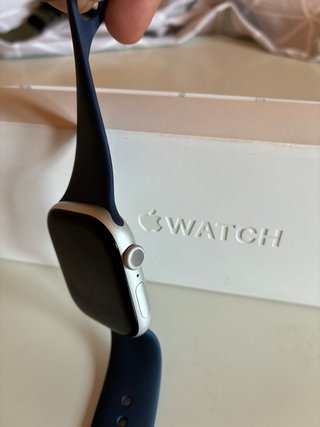 Apple Watch Series 10 + 2 Correas + cargador .