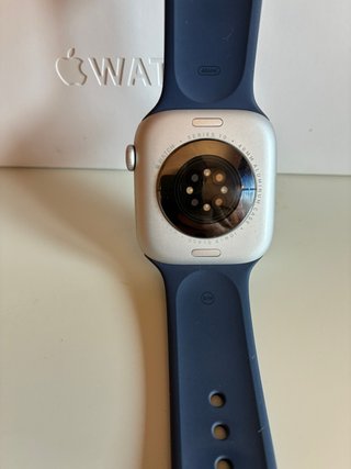 Apple Watch Series 10 + 2 Correas + cargador .