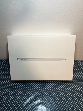 MacBook Air 13” 2019 i5 8GB RAM 128GB SSD
