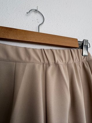Pantalón beige Precchio