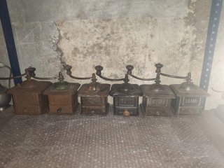6 Molinillos de Café Antiguos ELMA