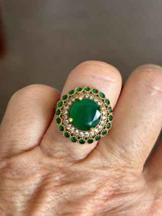 Anillo Joya India color oro antiguo  y Verde