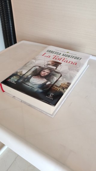 La Toffana - Vanessa Montfort